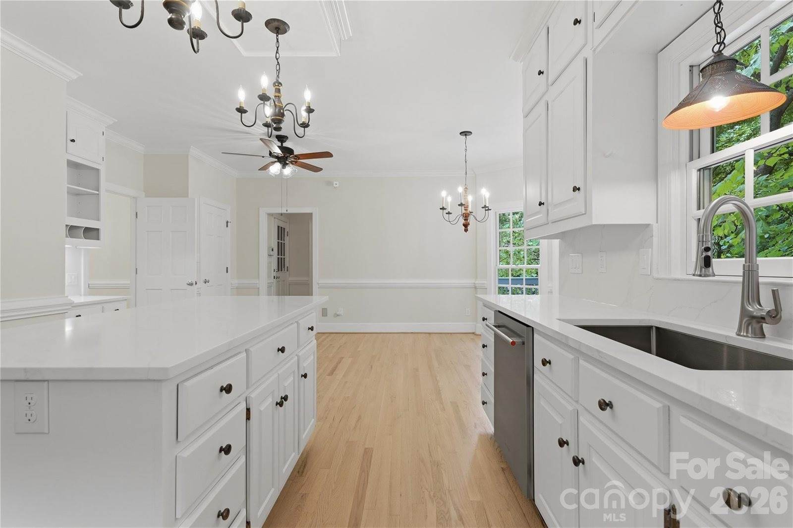 10205 Balmoral Circle, Charlotte, NC 28210