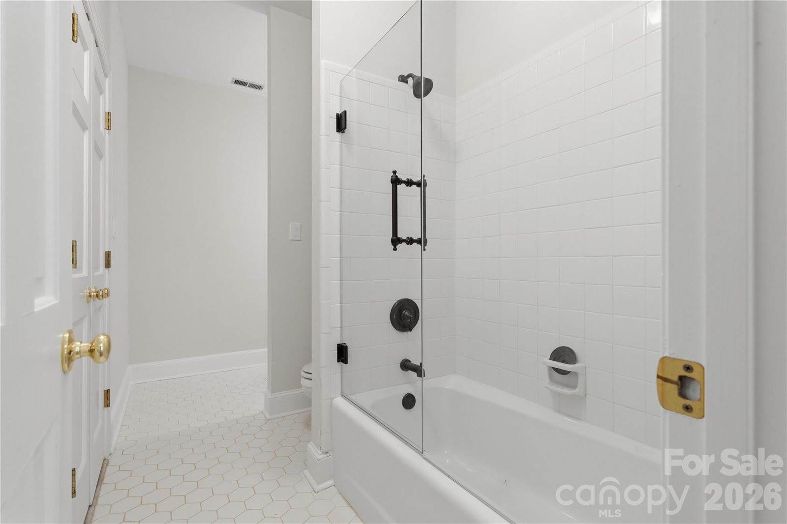 10205 Balmoral Circle, Charlotte, NC 28210
