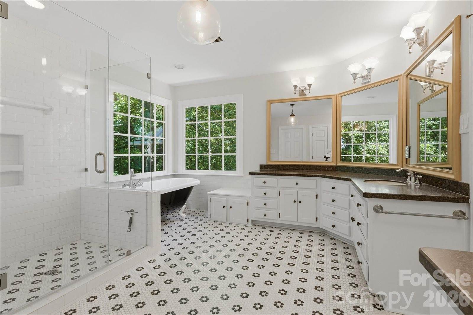 10205 Balmoral Circle, Charlotte, NC 28210