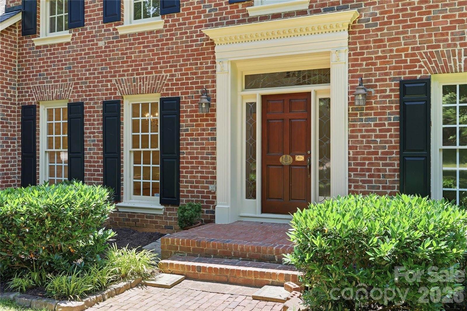 10205 Balmoral Circle, Charlotte, NC 28210