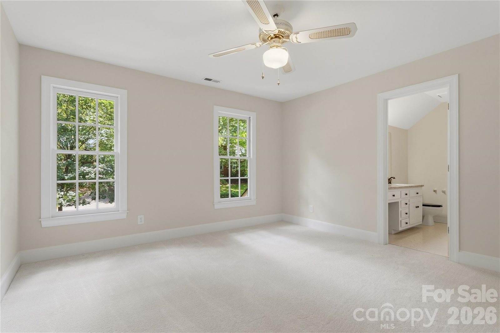 10205 Balmoral Circle, Charlotte, NC 28210