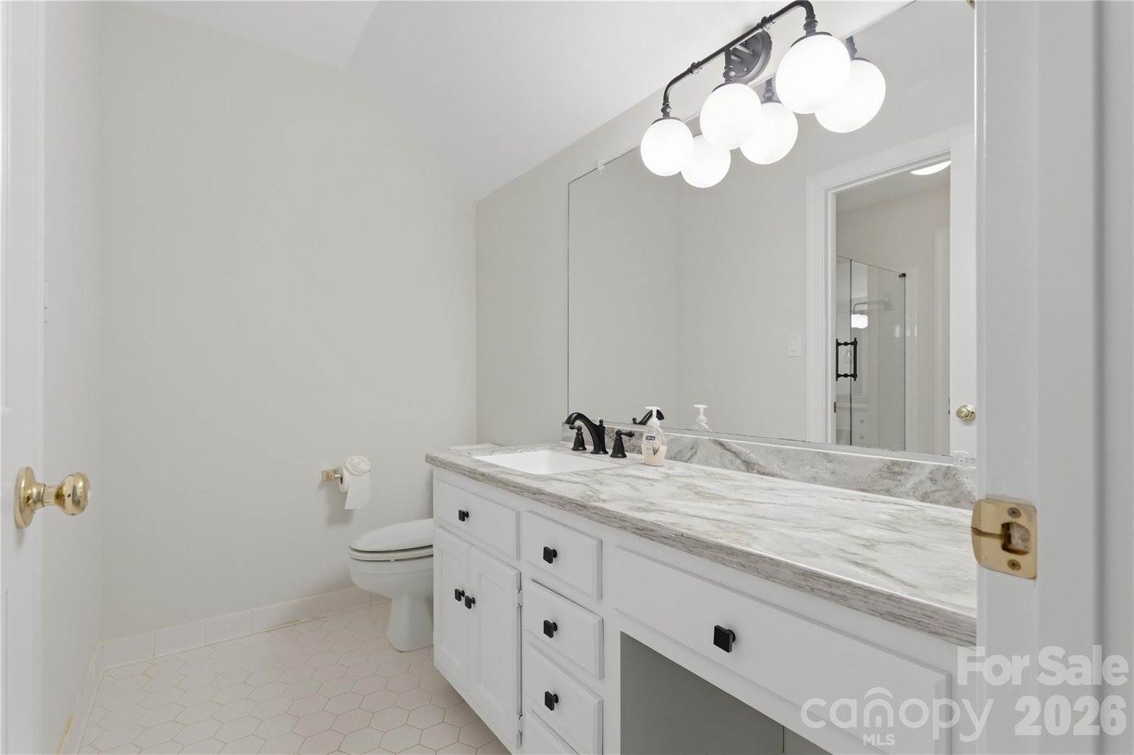 10205 Balmoral Circle, Charlotte, NC 28210