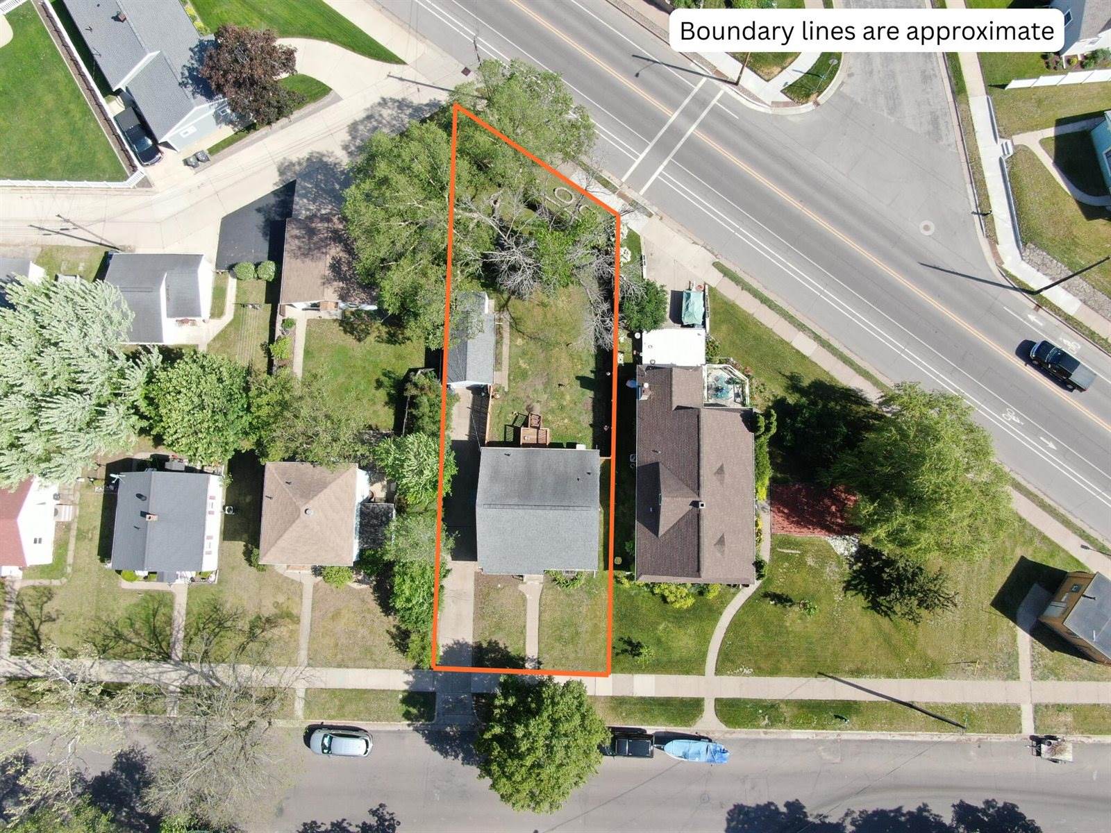 2159 Farnam St, La Crosse, WI 54601