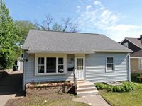 2159 Farnam St, La Crosse, WI 54601