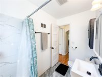 2159 Farnam St, La Crosse, WI 54601