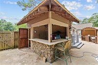 255 West Hedgelawn Way, Southern Pines, NC 28387
