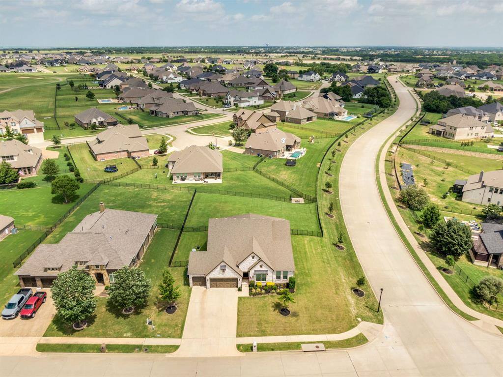 1601 Bearpath Way, Gunter, TX 75058