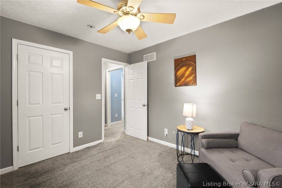 118 West Pigeon Ridge Court, Scottsburg, IN 47170