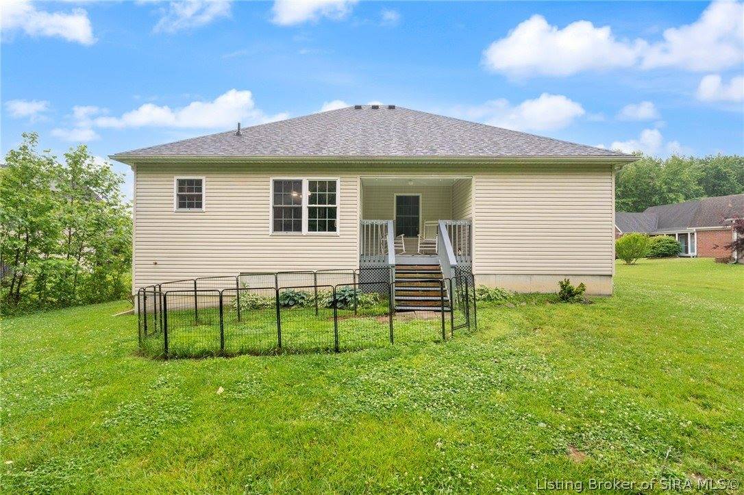 118 West Pigeon Ridge Court, Scottsburg, IN 47170