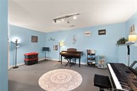 118 West Pigeon Ridge Court, Scottsburg, IN 47170