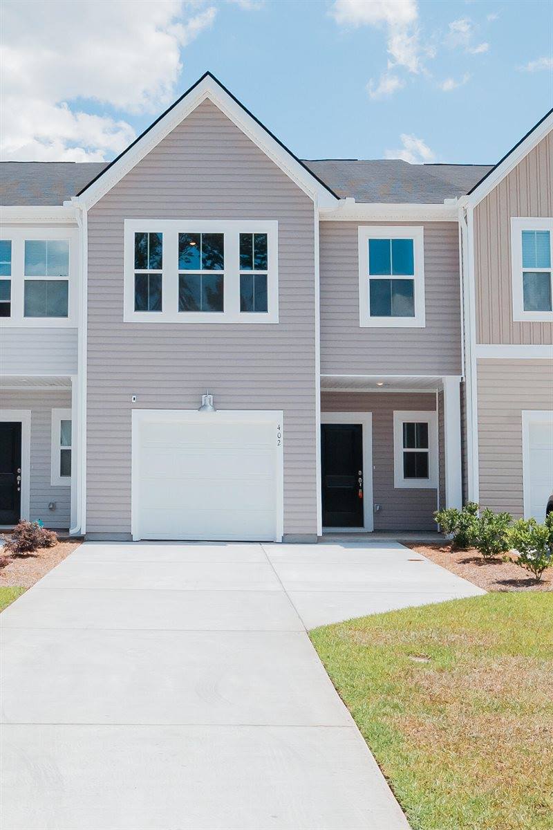 402 Tiliwa Street, Summerville, SC 29486