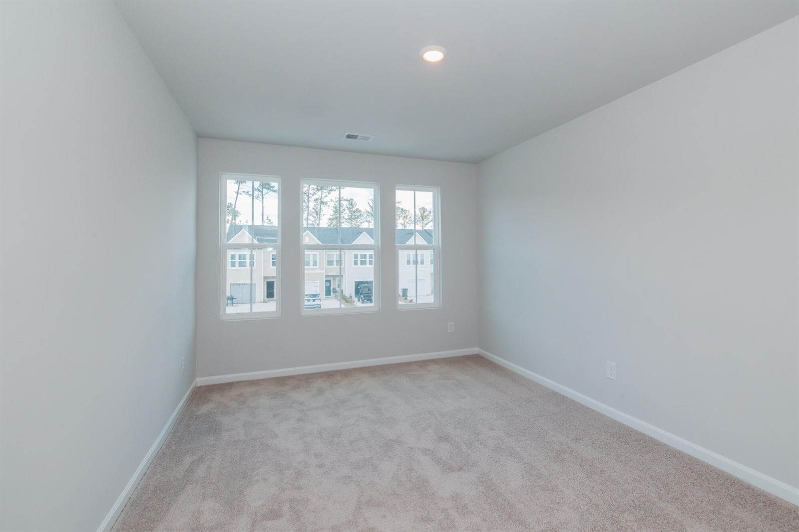 402 Tiliwa Street, Summerville, SC 29486