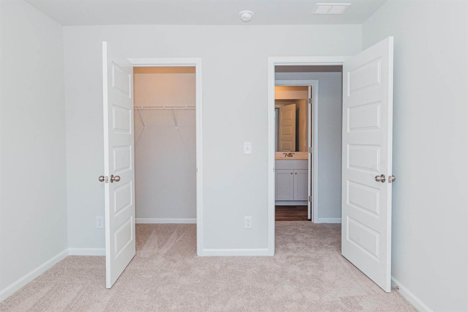 402 Tiliwa Street, Summerville, SC 29486