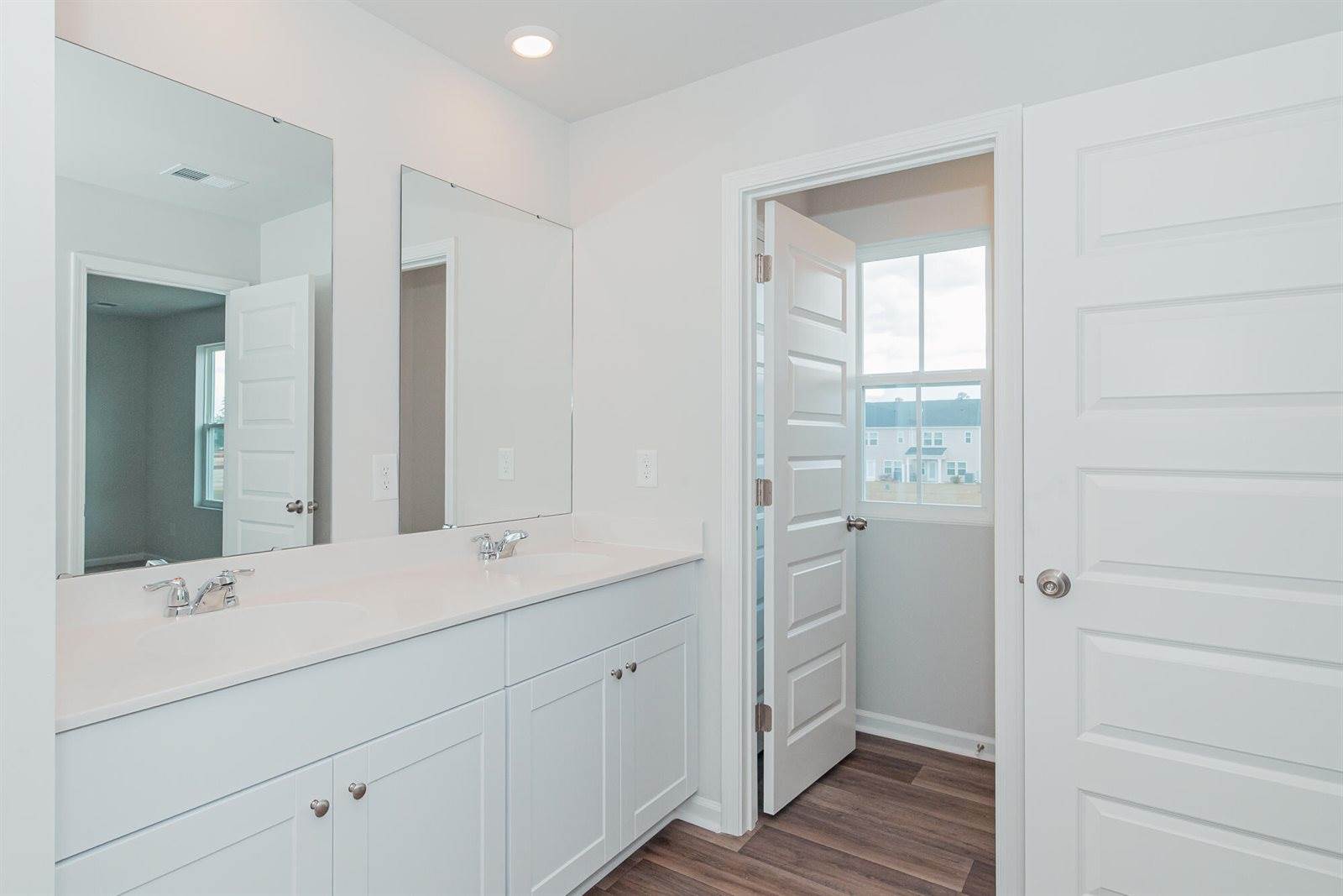 402 Tiliwa Street, Summerville, SC 29486