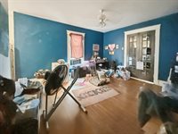 1229 S 8th St, Terre Haute, IN 47802