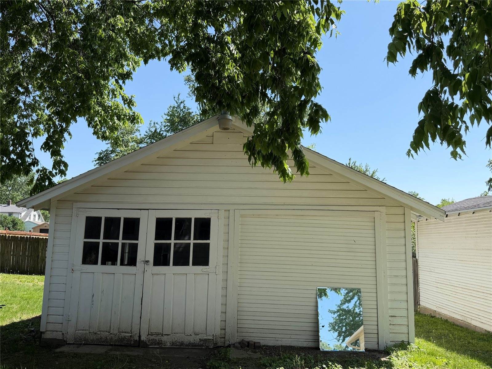 1447 Milton Avenue, Des Moines, IA 50316