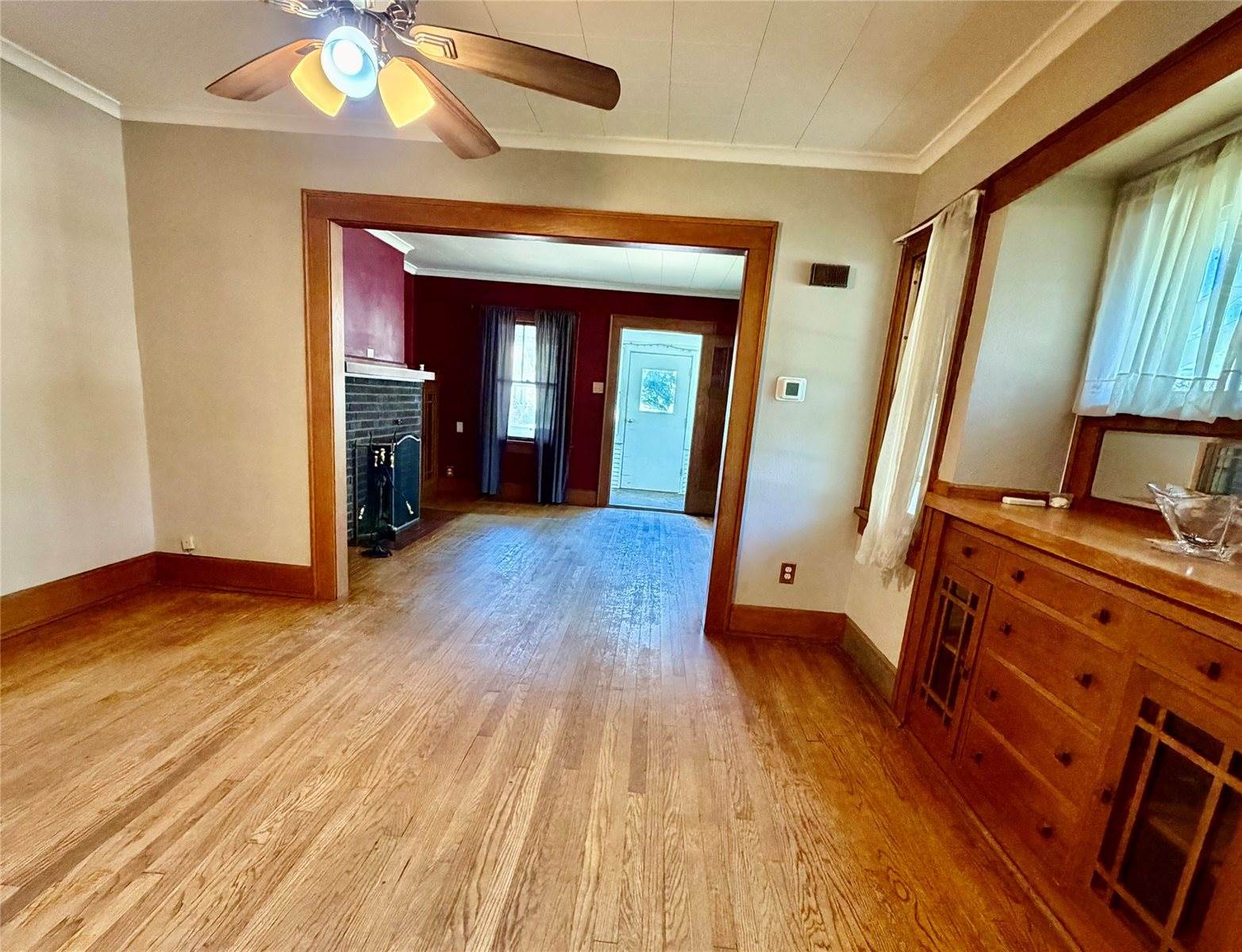 1447 Milton Avenue, Des Moines, IA 50316