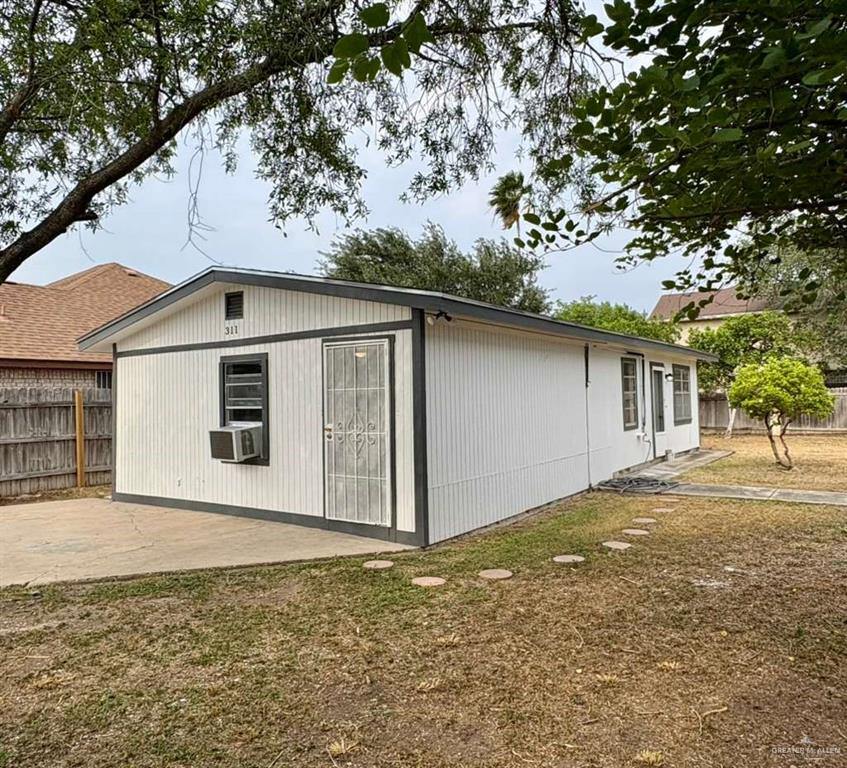 311 South 8th Street, Hidalgo, TX 78557