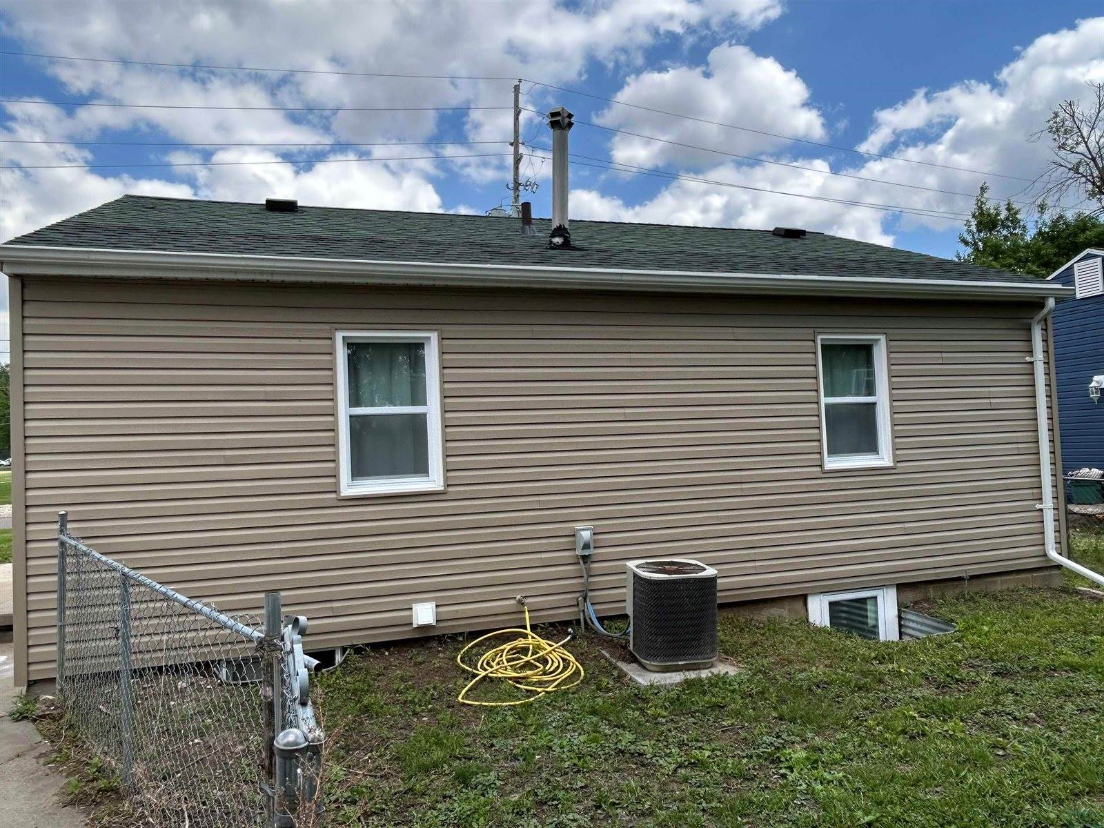 2217 Geneva, Sioux City, IA 51103