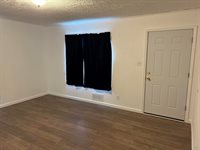 2217 Geneva, Sioux City, IA 51103