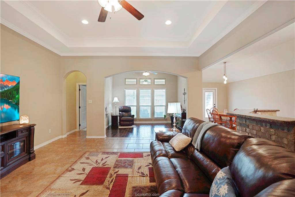 2524 Warkworth Lane, College Station, TX 77845
