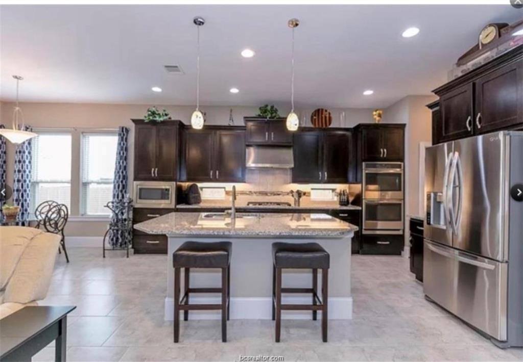 2513 Hailes Lane, College Station, TX 77845