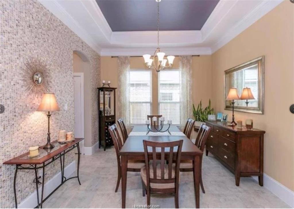 2513 Hailes Lane, College Station, TX 77845