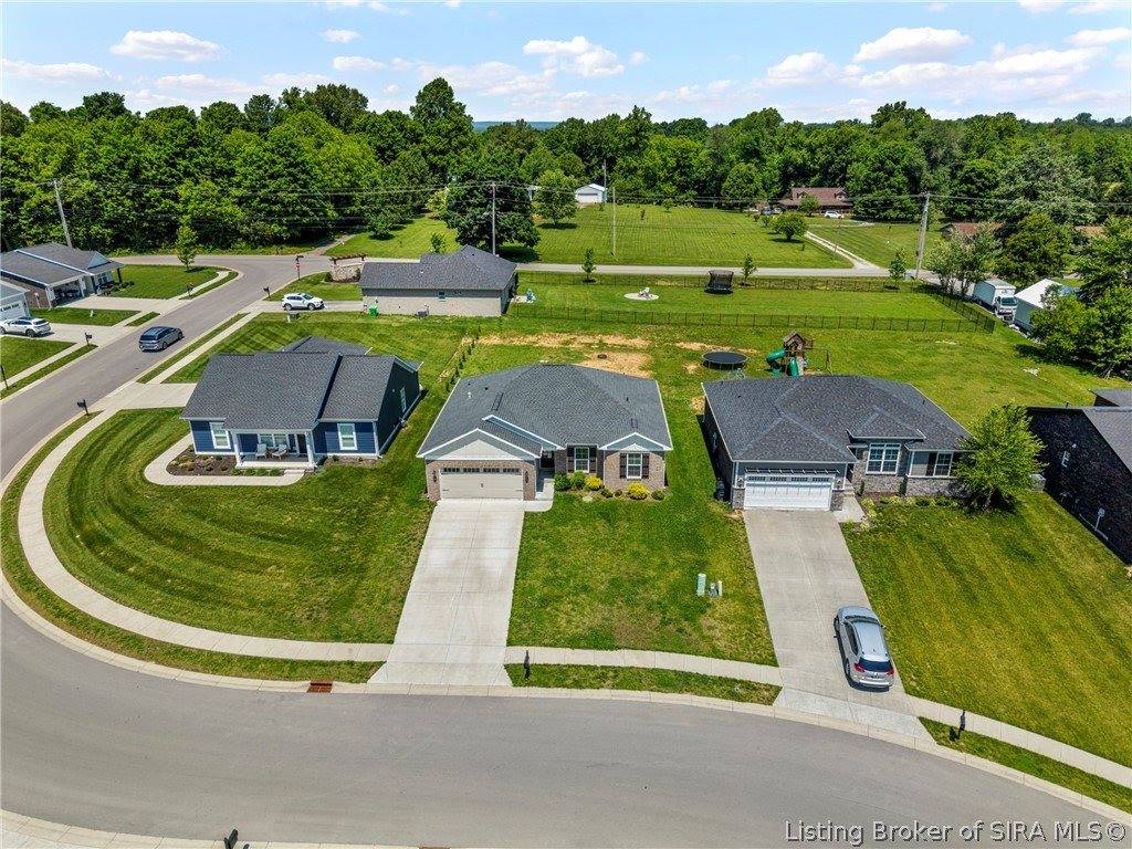5511 Limestone Creek Drive, Charlestown, IN 47111