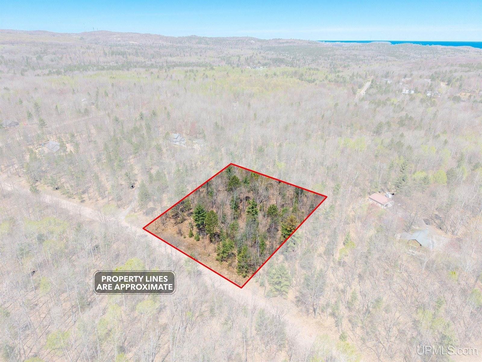 TBD S Tracie Lane, Marquette, MI 49855