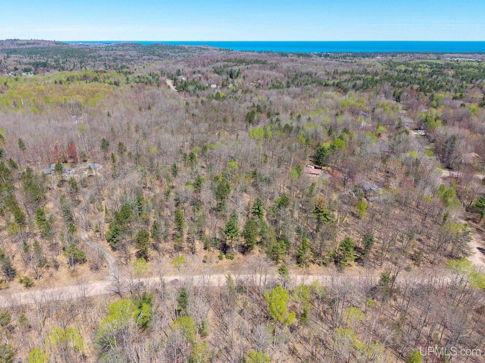 TBD S Tracie Lane, Marquette, MI 49855