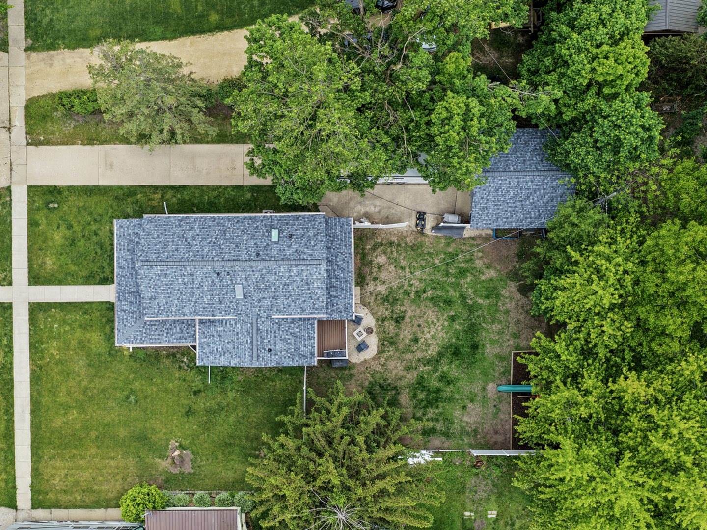 505 Oak Street, Lena, IL 61048