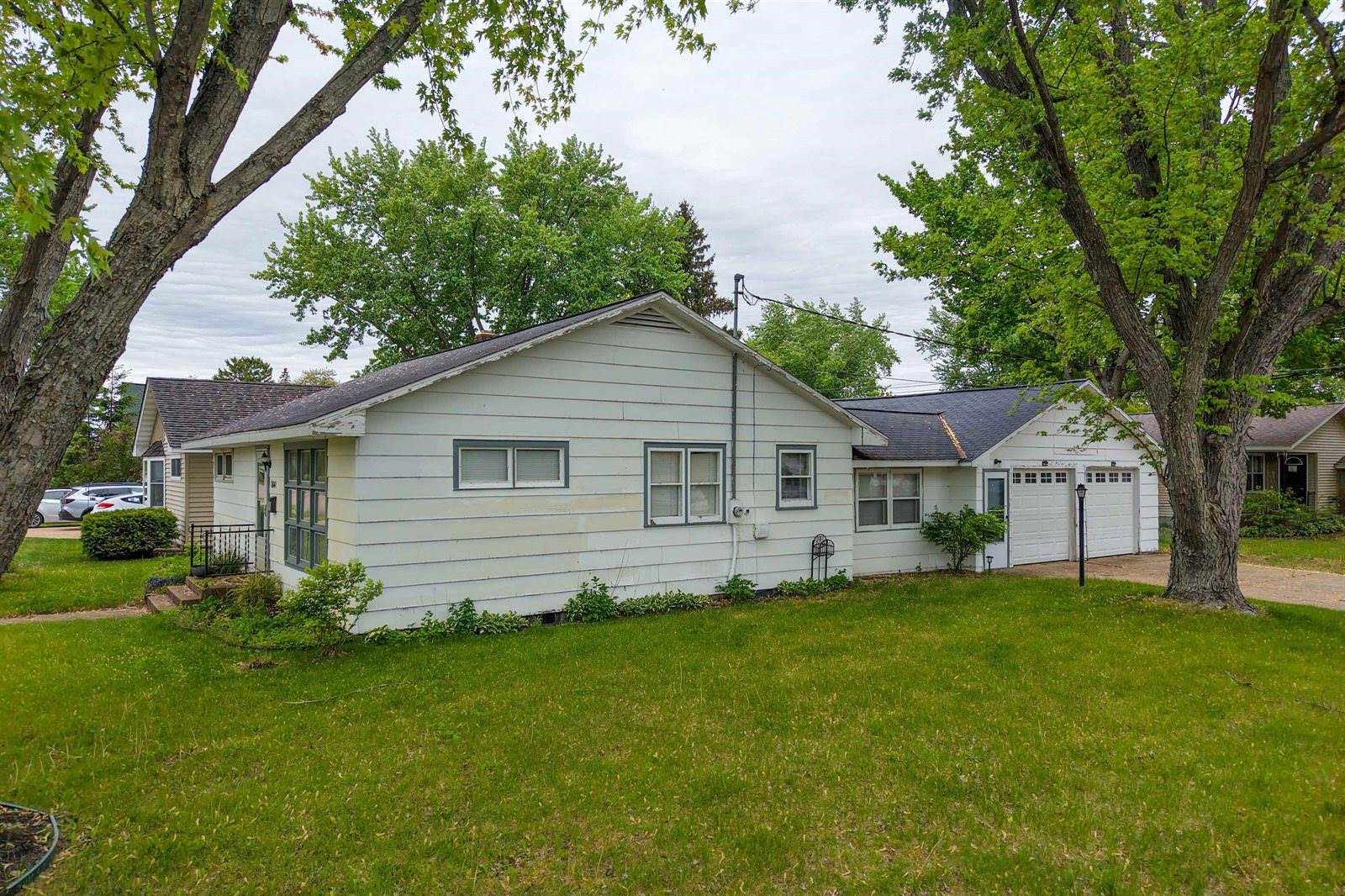 1841 Chestnut Street, Wisconsin Rapids, WI 54494