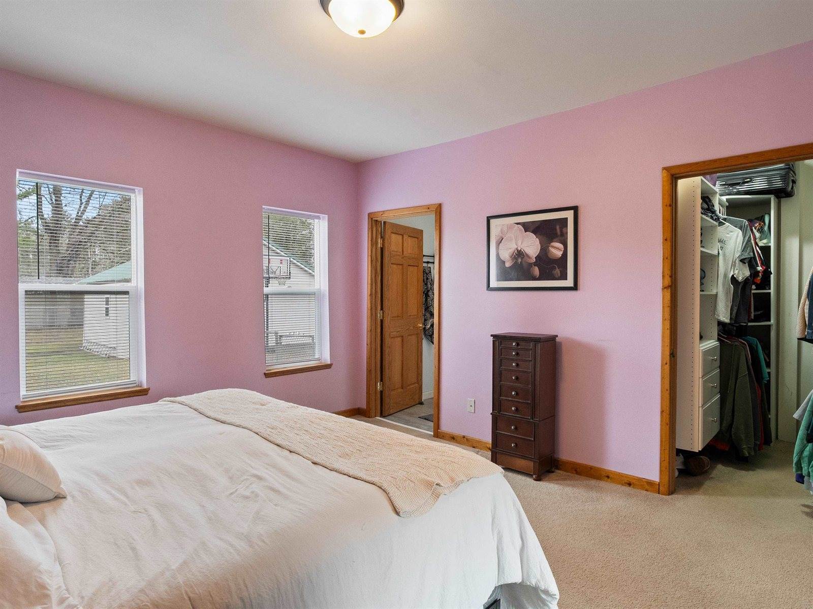 612 S Washington Avenue, Marshfield, WI 54449