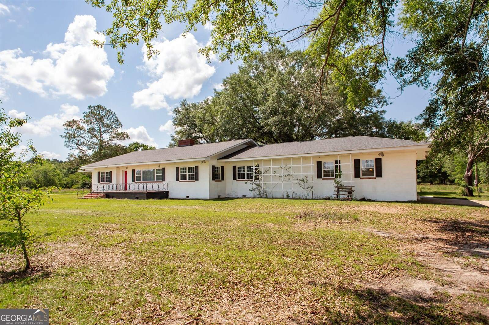 1402 West 12th Street, Alma, GA 31510