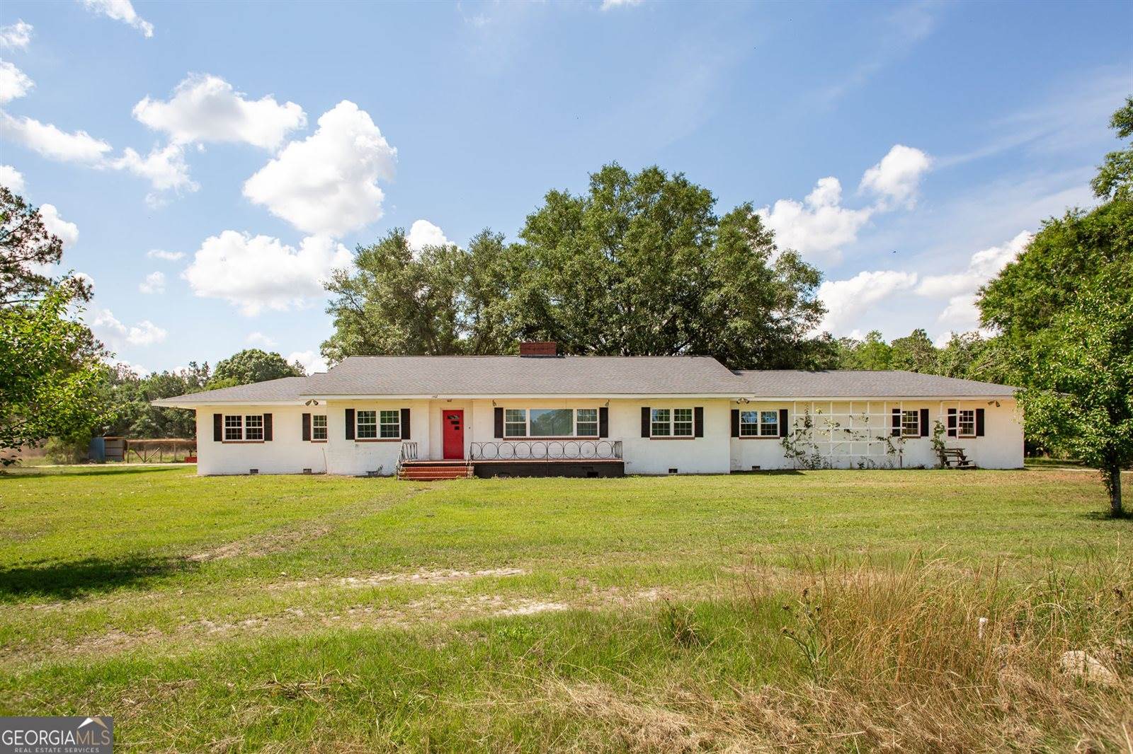 1402 West 12th Street, Alma, GA 31510
