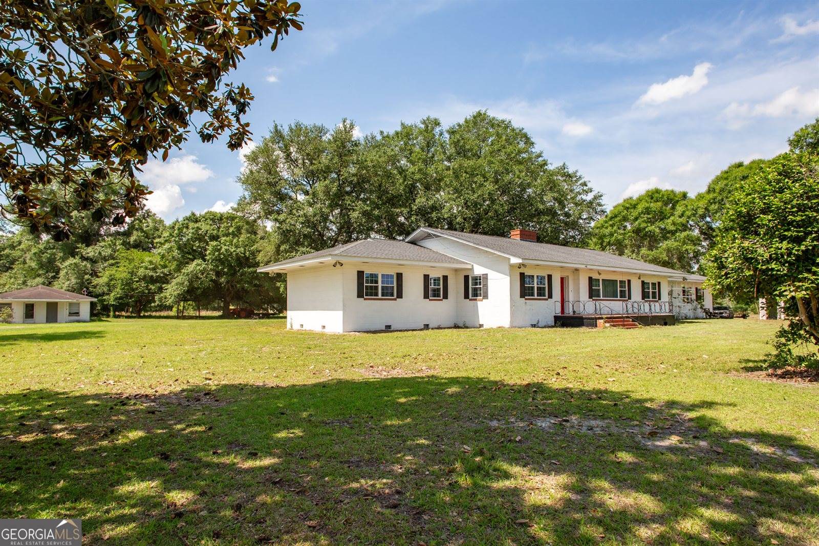 1402 West 12th Street, Alma, GA 31510
