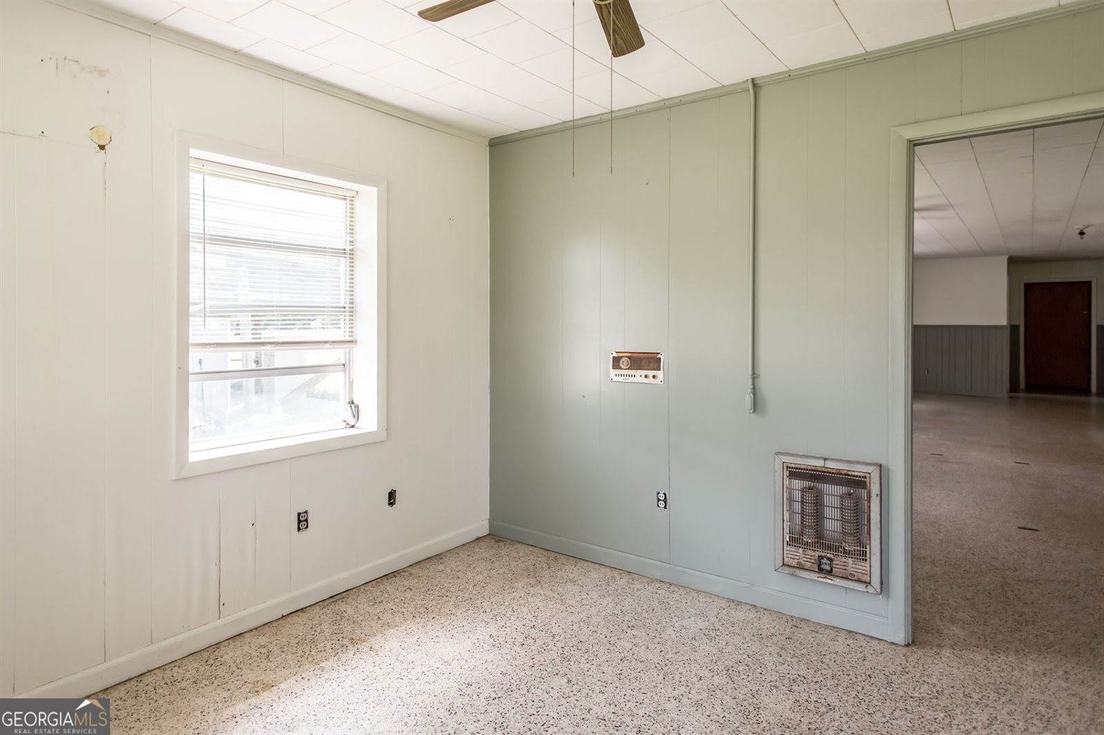1402 West 12th Street, Alma, GA 31510