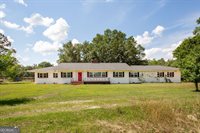 1402 West 12th Street, Alma, GA 31510