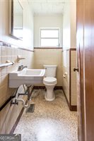 1402 West 12th Street, Alma, GA 31510