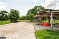 1402 West 12th Street, Alma, GA 31510
