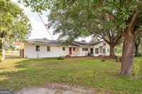 1402 West 12th Street, Alma, GA 31510
