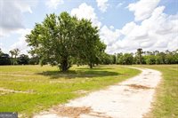 1402 West 12th Street, Alma, GA 31510