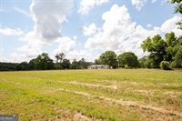 1402 West 12th Street, Alma, GA 31510