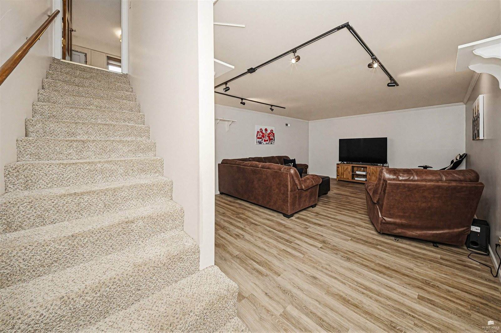 731 Victoria Heights Terrace, Salina, KS 67401