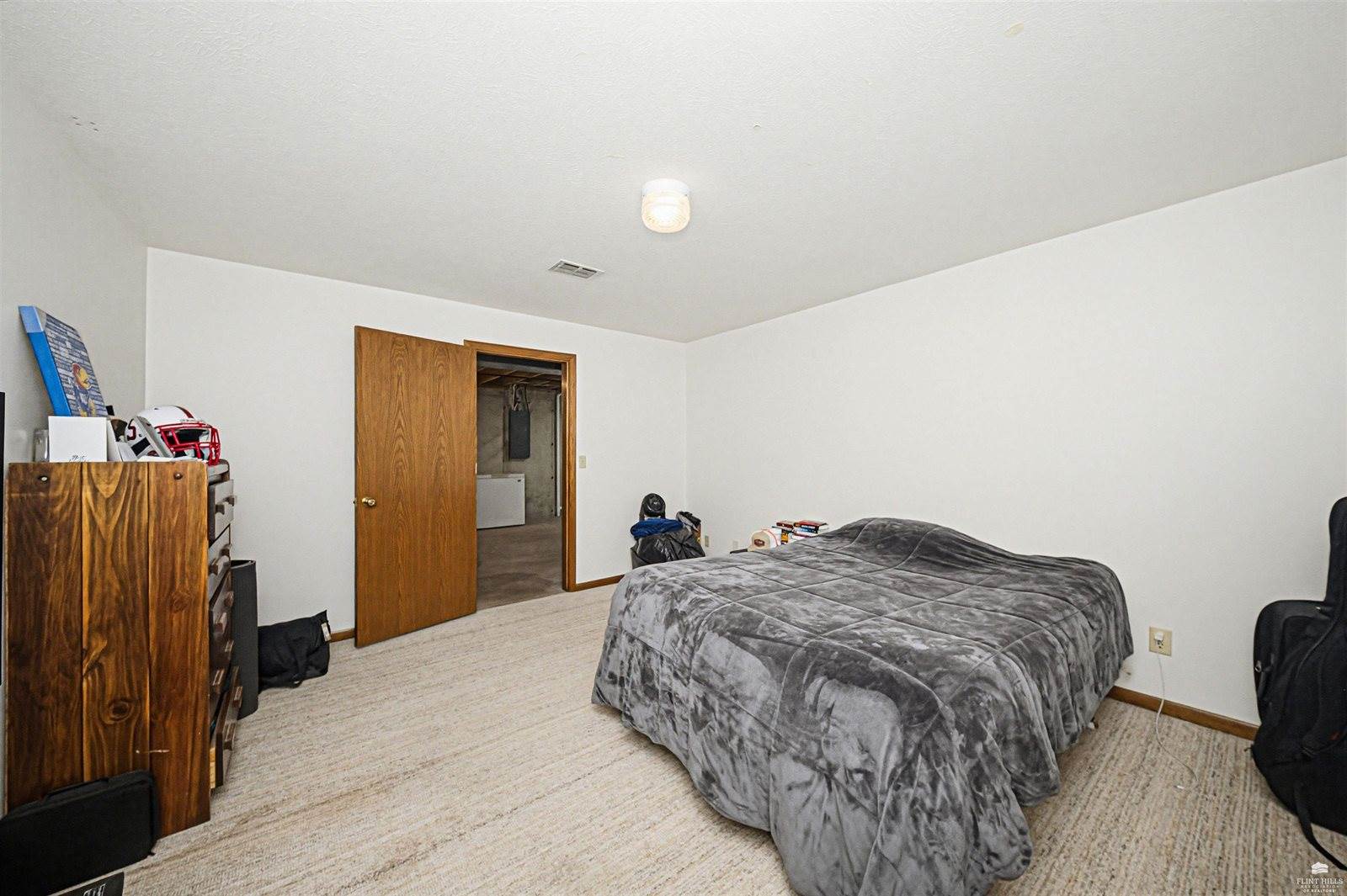 731 Victoria Heights Terrace, Salina, KS 67401
