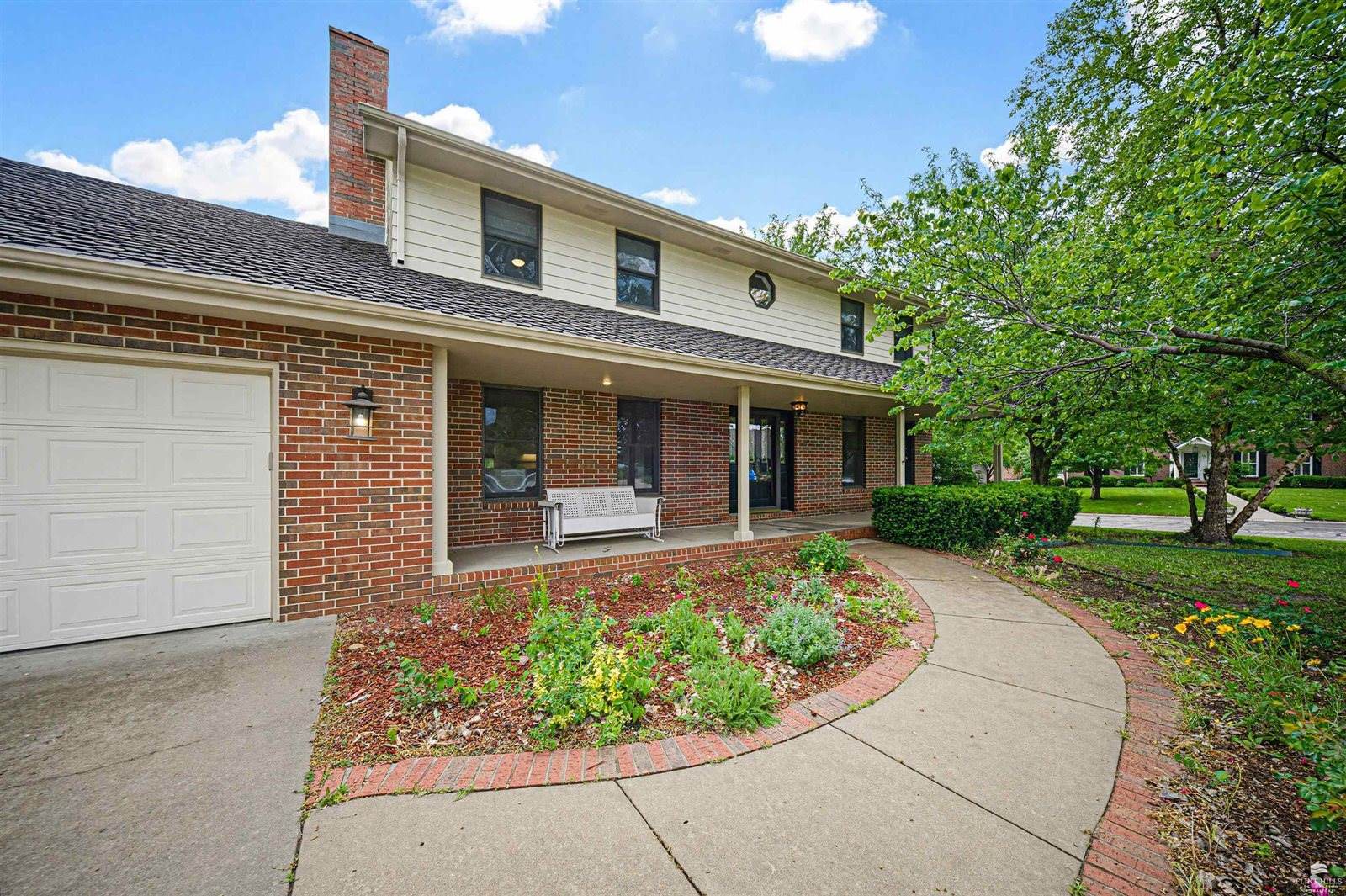 731 Victoria Heights Terrace, Salina, KS 67401