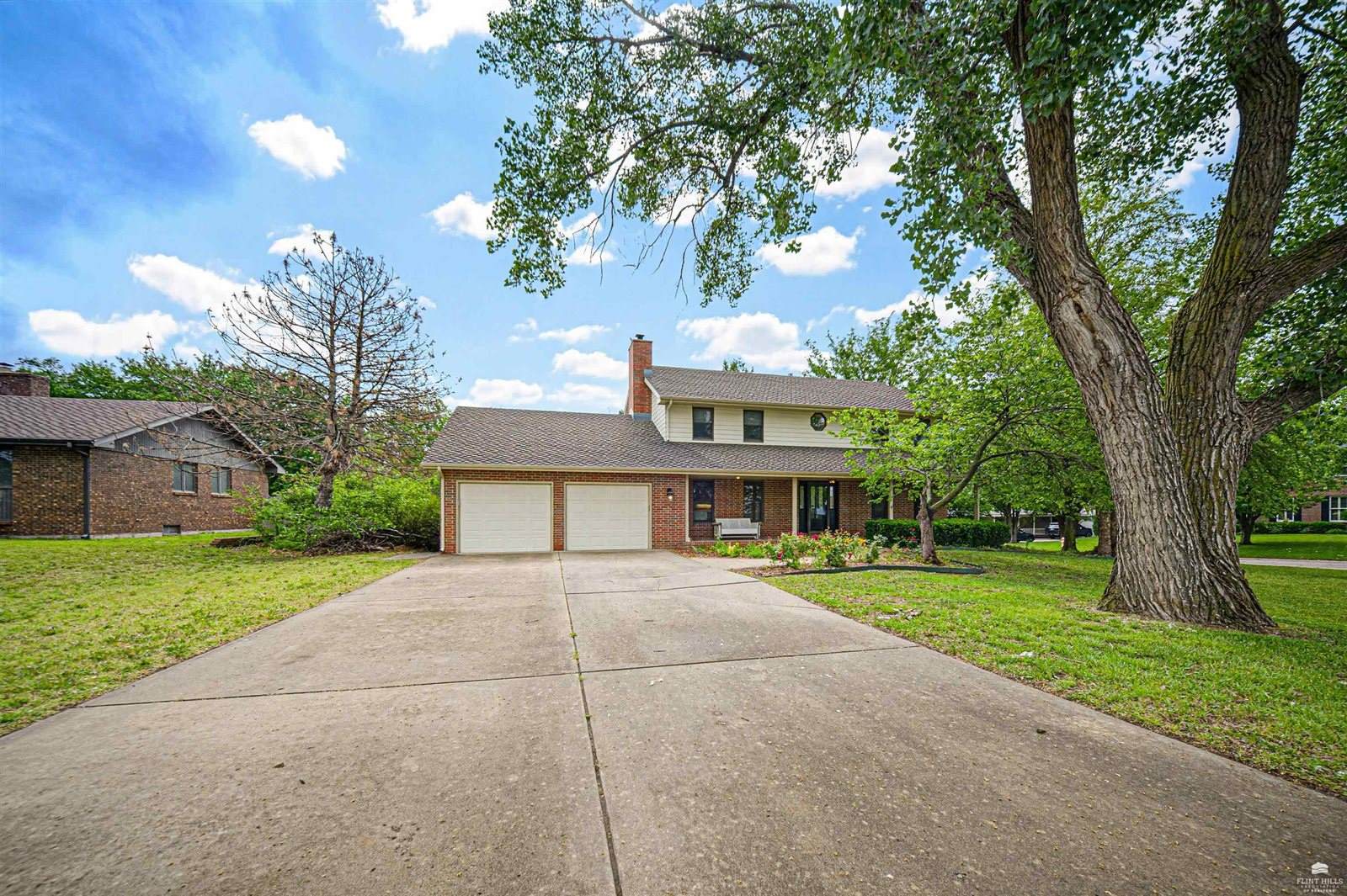 731 Victoria Heights Terrace, Salina, KS 67401