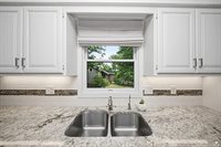 731 Victoria Heights Terrace, Salina, KS 67401