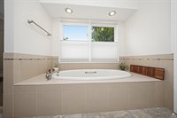 731 Victoria Heights Terrace, Salina, KS 67401
