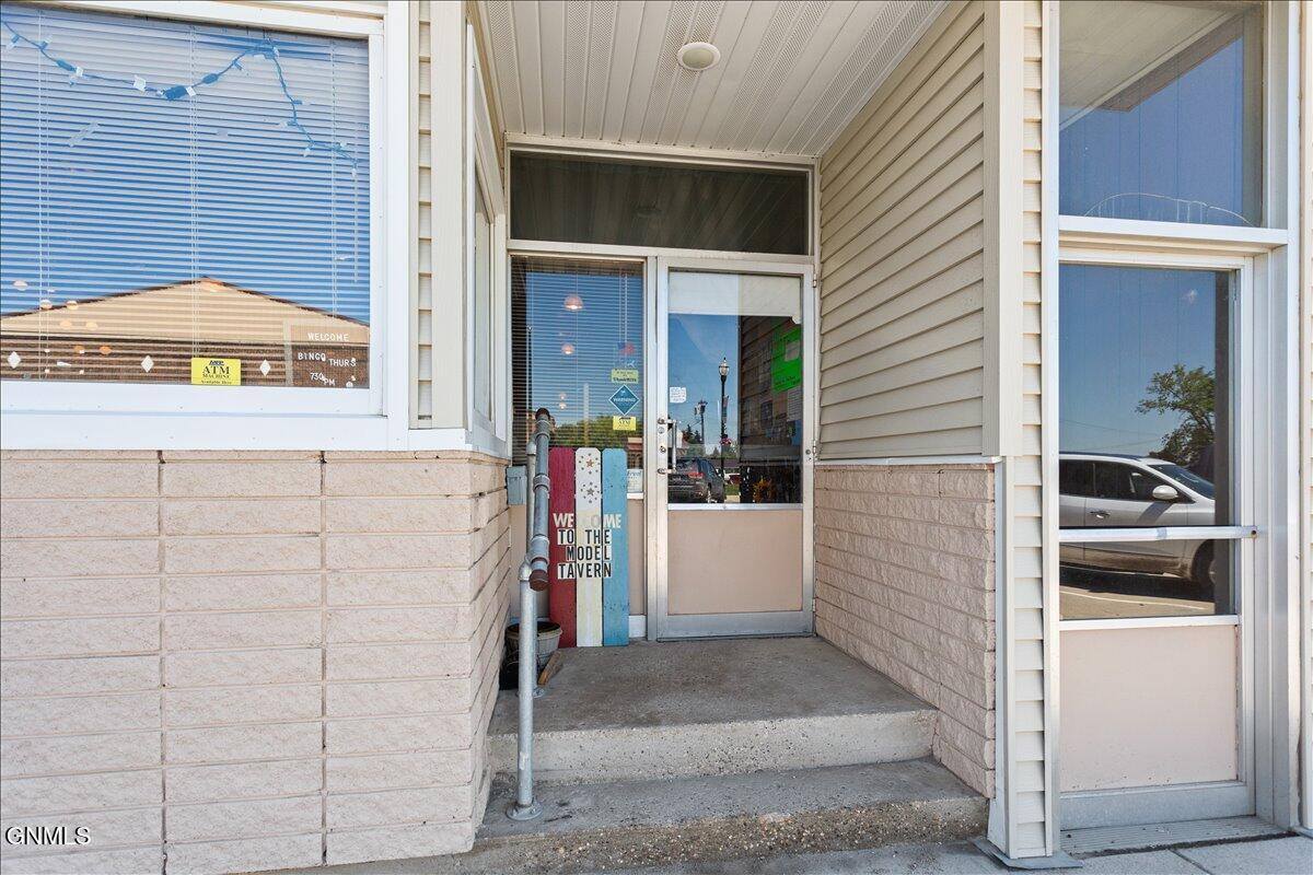 19 Main Street North, Tioga, ND 58852